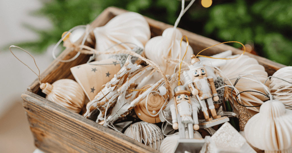 how to declutter for a stress free holiday season, professional home organizer, Declutter Kitsap, Bremerton WA